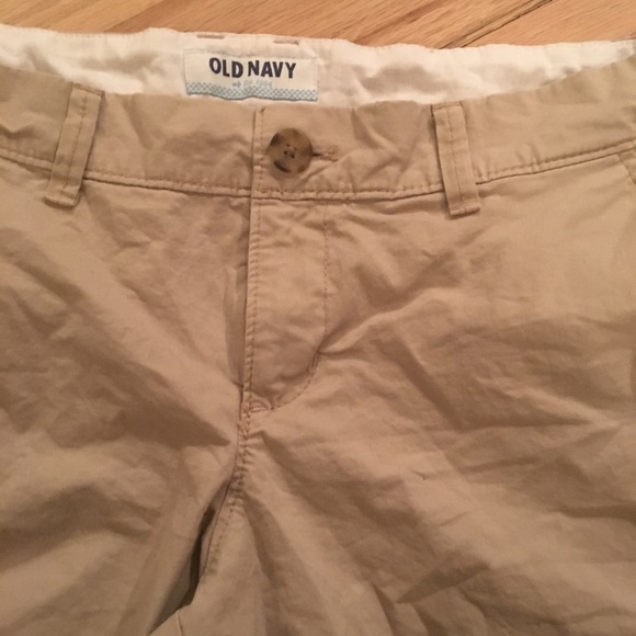 🔴 Cute khaki shorts - Picture 2 of 5